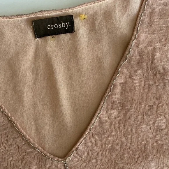 NWOT Crosby sleeveless top - Picture 6 of 8
